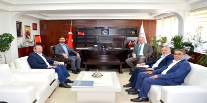 HÜDA PAR'dan Bursa İl Sağlık Müdürü'ne ziyaret