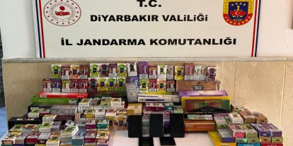 Sosyal medya üzerinden dolandırıcılık yaptıkları tespit edilen 8 kişi yakalandı