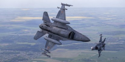 ABD'den Romanya'ya F-16 savaş uçağı satışına onay