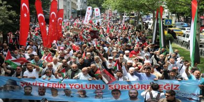 Özgür Filistin için on binler İstanbul'da yürüdü