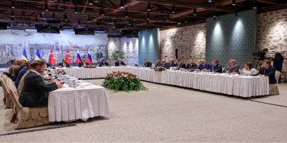 Rus ve Ukrayna heyetleri İstanbul'da müzakere yapacak