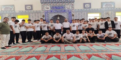 Mersin'de yüzlerce gençler  camilerde buluştu