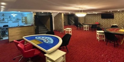 Adana'da iş yerinin bodrum katı kumarhaneye çevrildi: 5 kişi tutuklandı