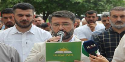 Adana'dan Küresel Vicdan Yürüyüşü'ne destek