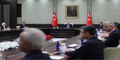 Kabine toplandı