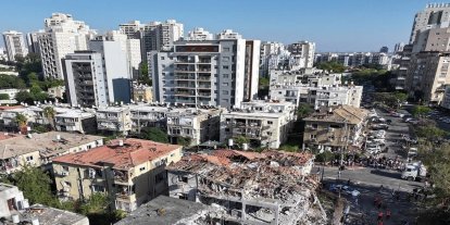 İran ordusu, Tel Aviv'in Never Tzedek bölgesi için tahliye uyarısı yayımladı