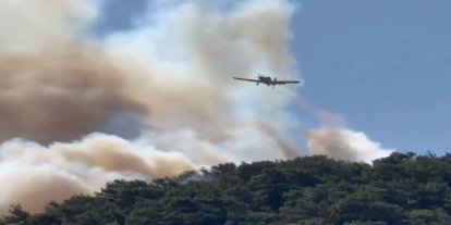 Adana'da yangın söndürme uçağı düştü: 2 pilot yaralı