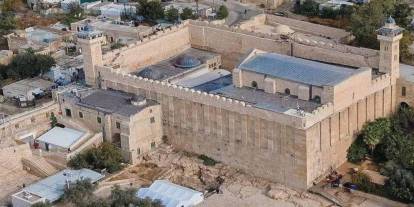 İşgalciler 9 gündür İbrahim Camii'nde namaza izin vermiyor