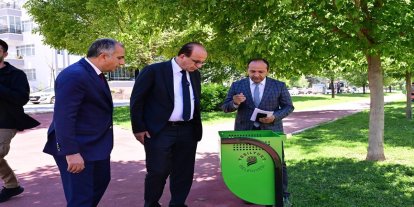 Yeşilyurt'ta parklar yenileniyor, sosyal yaşam alanları genişletiliyor