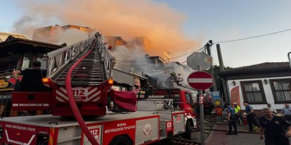 Bursa'da lokanta alevlere teslim oldu