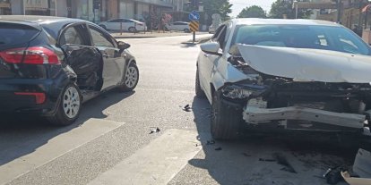 Bursa'da maddi hasarlı trafik kazası