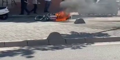 Gaziantep'te bir kişi cezai işlem uygulanan motosikletini yaktı