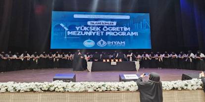 30 öğrenci İslami İlimler Yüksek Öğretim Programı'ndan mezun oldu
