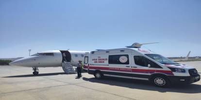 Ambulans uçak 33 günlük bebek için havalandı