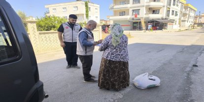 Tarsus Umut Kervanı'ndan ihtiyaç sahibi ailelere gıda yardımı