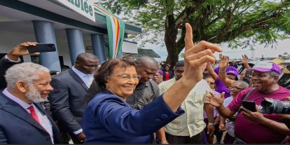Surinam'da devlet başkanı seçildi
