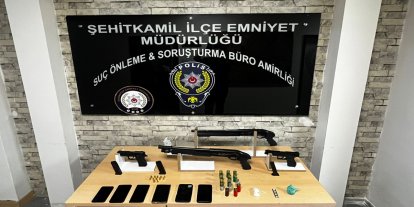 Gaziantep'te ruhsatsız silah operasyonu: 7 gözaltı