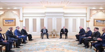 Aliyev ve Paşinyan, Abu Dabi'de görüştü
