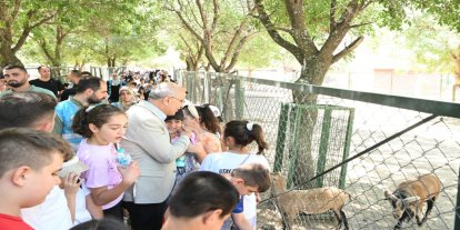 Büyükşehir Belediye Başkanı Er, Kur'an kursu öğrencileri ile bir araya geldi