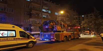 Diyarbakır'da binanın sallandığı iddiası paniğe neden oldu