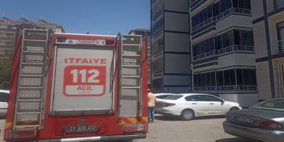Diyarbakır'da bir sitede yangın paniği