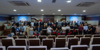 Gaziantep'te LGS'de tam puan alan öğrenciler ödüllendirildi
