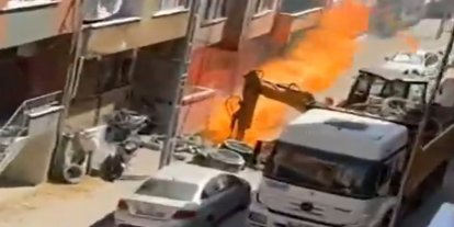 İstanbul'da 2 işçi doğal gaz borusunun patlamasıyla yaralandı