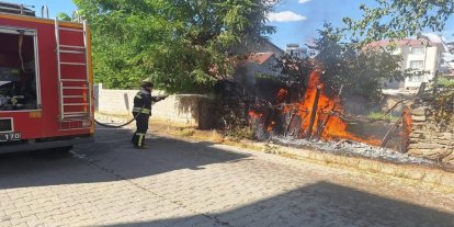 Bingöl’de bahçe yangını