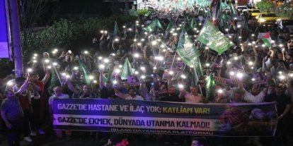 İstanbul'da binler Gazze'deki açlık ve soykırıma karşı yürüdü