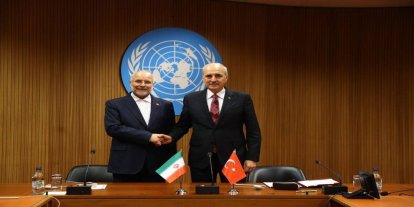 İran ve Türkiye Meclis başkanları Cenevre'de bir araya geldi