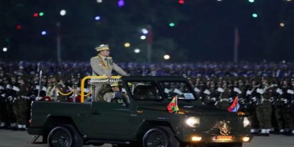 Myanmar'da OHAL uygulaması 4,5 yıl sonra kaldırıldı