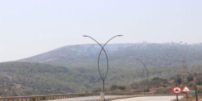 Mersin'de alevlerle zaman yarışı: 6 mahalle tahliye edildi