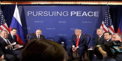 Trump-Putin zirvesi Alaska'da başladı