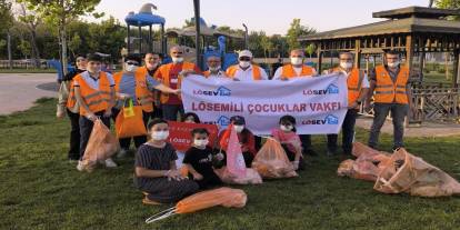 LÖSEV'den Batman'da çöp toplama kampanyası