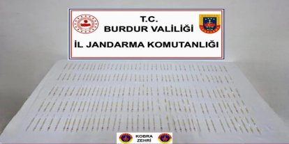 Burdur'da 201 tüp kobra zehri ele geçirildi: 5 gözaltı