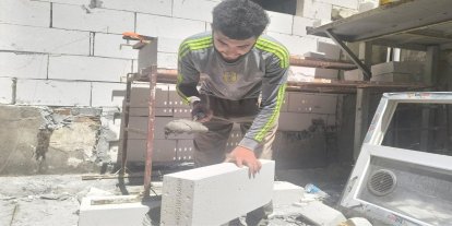 Adana sıcağında alın teriyle ekmek mücadelesi; "Suratımdan akan ter bana çok tatlı geliyor"