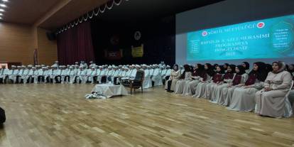 Ağrı'da 117 hafız icazetini törenle aldı
