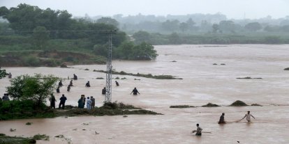Pakistan'da muson yağmurları nedeniyle 785 can kaybı