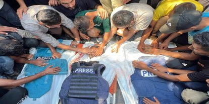 HAMAS'tan 5'i gazeteci 19 kişinin hastanede şehit edilmesine tepki