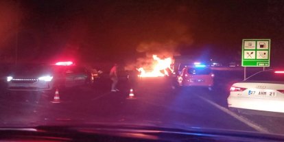 Seyir halindeki tır'da çıkan yangın paniğe yol açtı