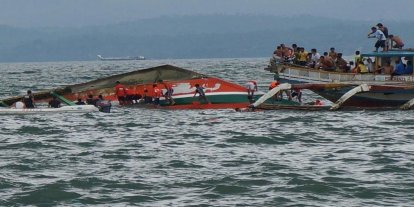 Nijerya'da tekne kazası: 13 ölü, 22 kayıp