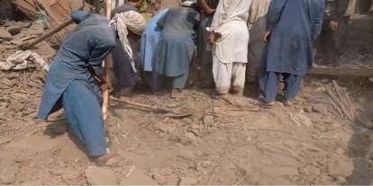 Afganistan'daki depremde hayatını kaybedenlerin sayısı 1400'ü aştı