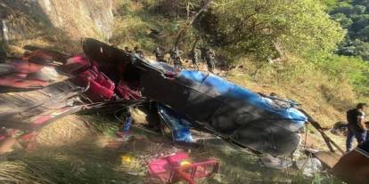 Sri Lanka'da otobüs kazası: 15 ölü, 16 yaralı