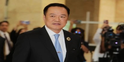 Tayland'ın yeni başbakanı Anutin Charnvirakul oldu