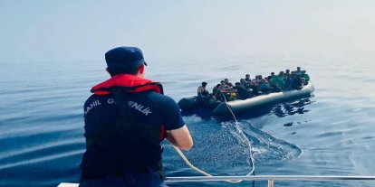 Muğla Dalaman açıklarında 17 düzensiz göçmen kurtarıldı