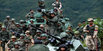 Venezuela Karayipler'de geniş çaplı askeri tatbikat başlattı