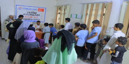 Yetimler Vakfı, Yemen'de eylül ayı yetim aylıklarını dağıttı