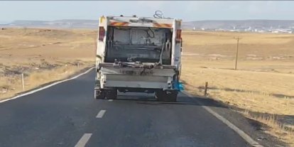 Batman'da çöp kamyonlarının atık suları tehlike oluşturuyor