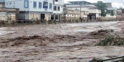 Vietnam'daki tayfunda ölü sayısı 51'e yükseldi