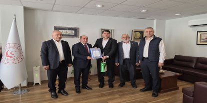 HÜDA PAR Antalya'dan Aile ve Sosyal Politikalar Müdürlüğüne 'kanun teklifi' ziyareti